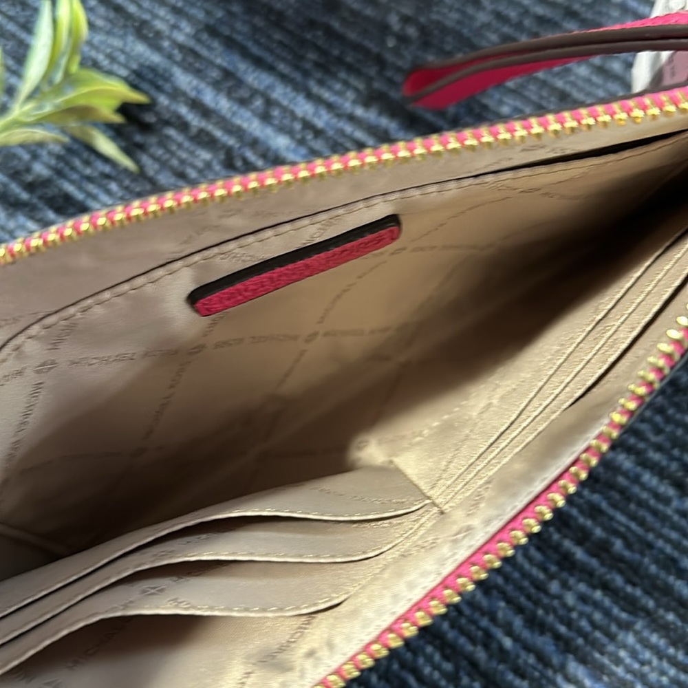 🌟 MICHAEL KORS Jet Set Large Zip Clutch Wristlet - Leather, Model D1191 🌟 - Picture 5 of 6